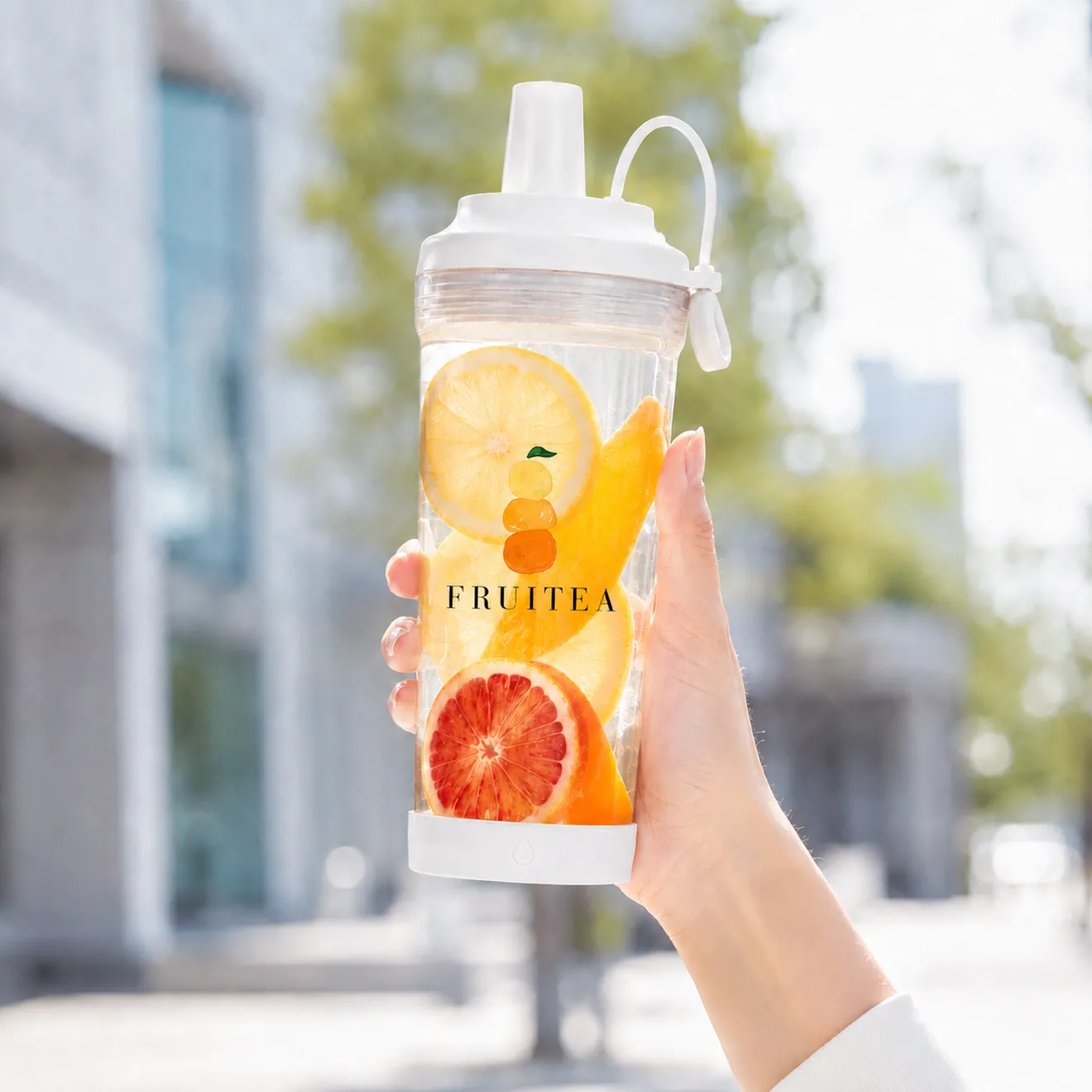 **不想一直跑茶水間？你需要 850ml 的大容量