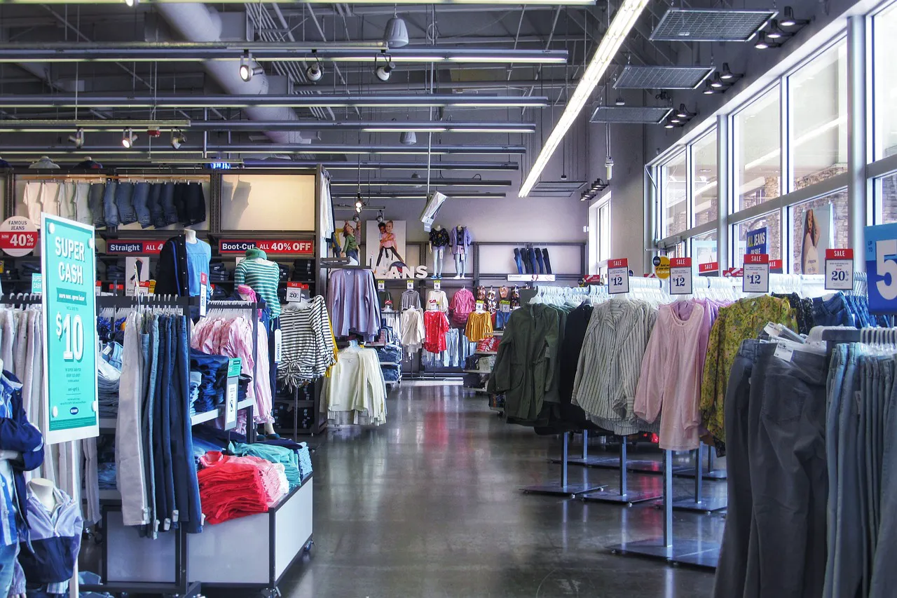 服裝店面示意圖